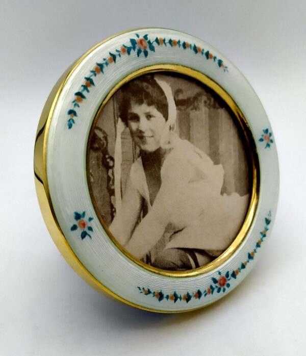 Photo frame Round Enamel White Sterling Silver Salimbeni 1 scaled