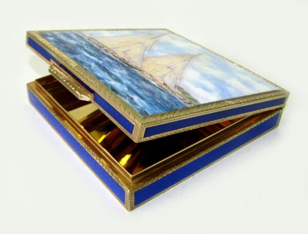 Box sterling silver gold plated blue enamels guilloche and miniature Salimbeni 4