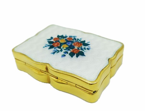 Pill Box Shaped Guilloche Enamel Box Floral Wreath Salimbeni - Image 4
