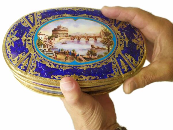 Sterling Silver Big Oval Jewel Box Baroque Style, with Miniature Salimbeni - Image 3