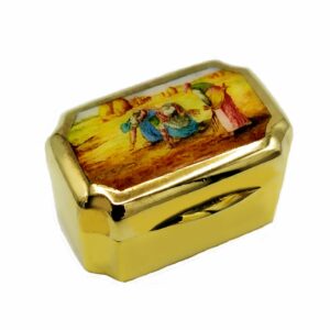 Pillbox Queen Victoria English style Shaped Salimbeni