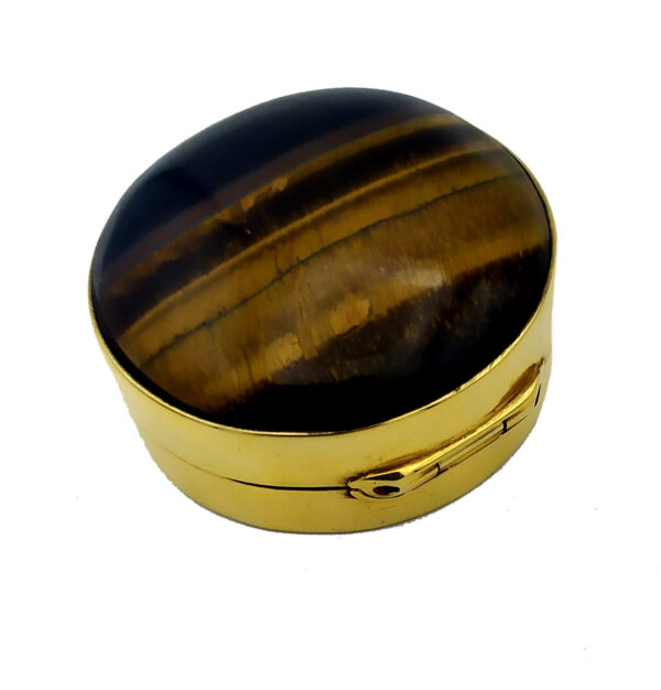 https://www.salimbeni1891shop.com/wp-content/uploads/2023/07/Salimbeni-Pillbox-domed-Tigers-eye-Gemstone-on-lid-in-round-Sterling-Silver-main.jpg
