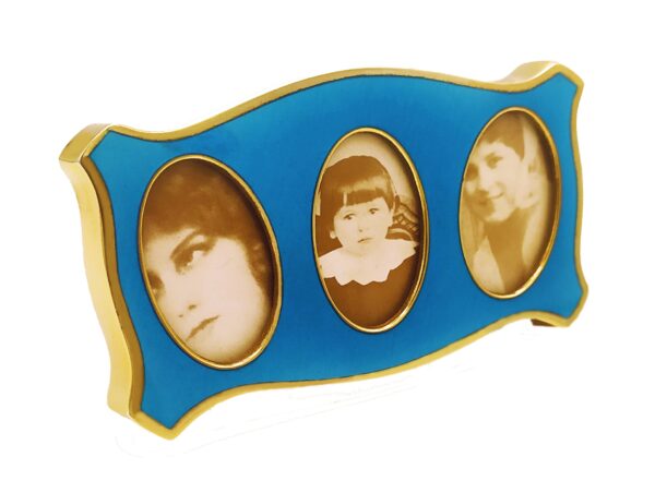 Salimbeni Shaped frame for 3 photographs sea colour. - Image 3