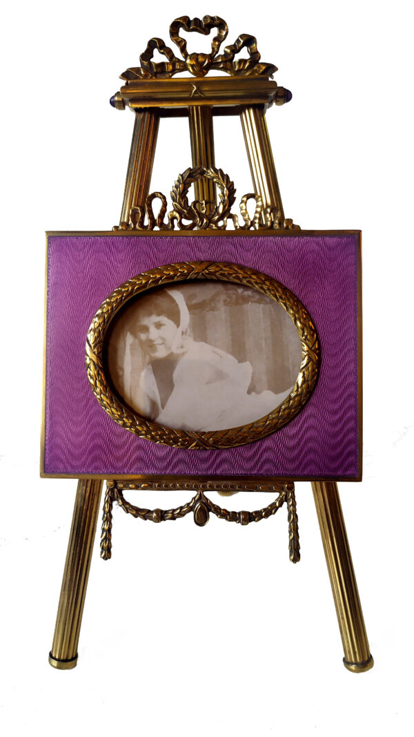 Salimbeni Tripod Enchanting Frame Sterling Silver Main Image scaled