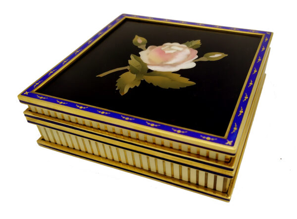 Salimbeni table Box with Rose fine Mosaic in Semiprecious Stones pure Gold Paillons and enameled Sterling Silver. 11 scaled