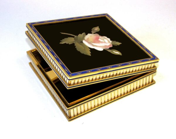 Salimbeni table Box with Rose fine Mosaic in Semiprecious Stones pure Gold Paillons and enameled Sterling Silver. 4